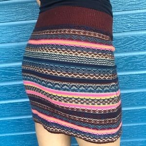 Multi-colored woven skirt